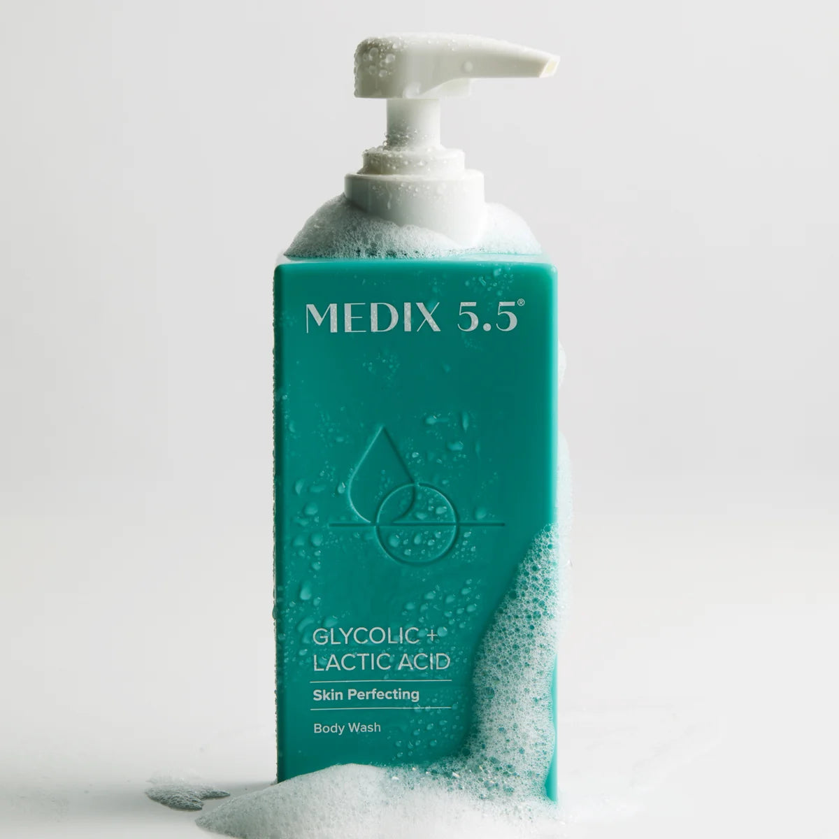 MEDIX 5.5 Glycolic + Lactic Acid Skin Perfecting Body Wash 444ml Medix 5.5