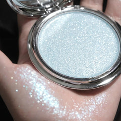 Focallure Star Crash Stretchy Highlighter - Radiant Face Glow