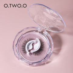 O.TWO.O Natural False Eyelashes O.TWO.O