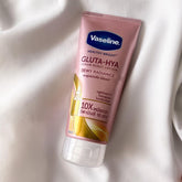 Vaseline Gluta-hya Serum Burst Lotion Dewy Radiance - 330ml