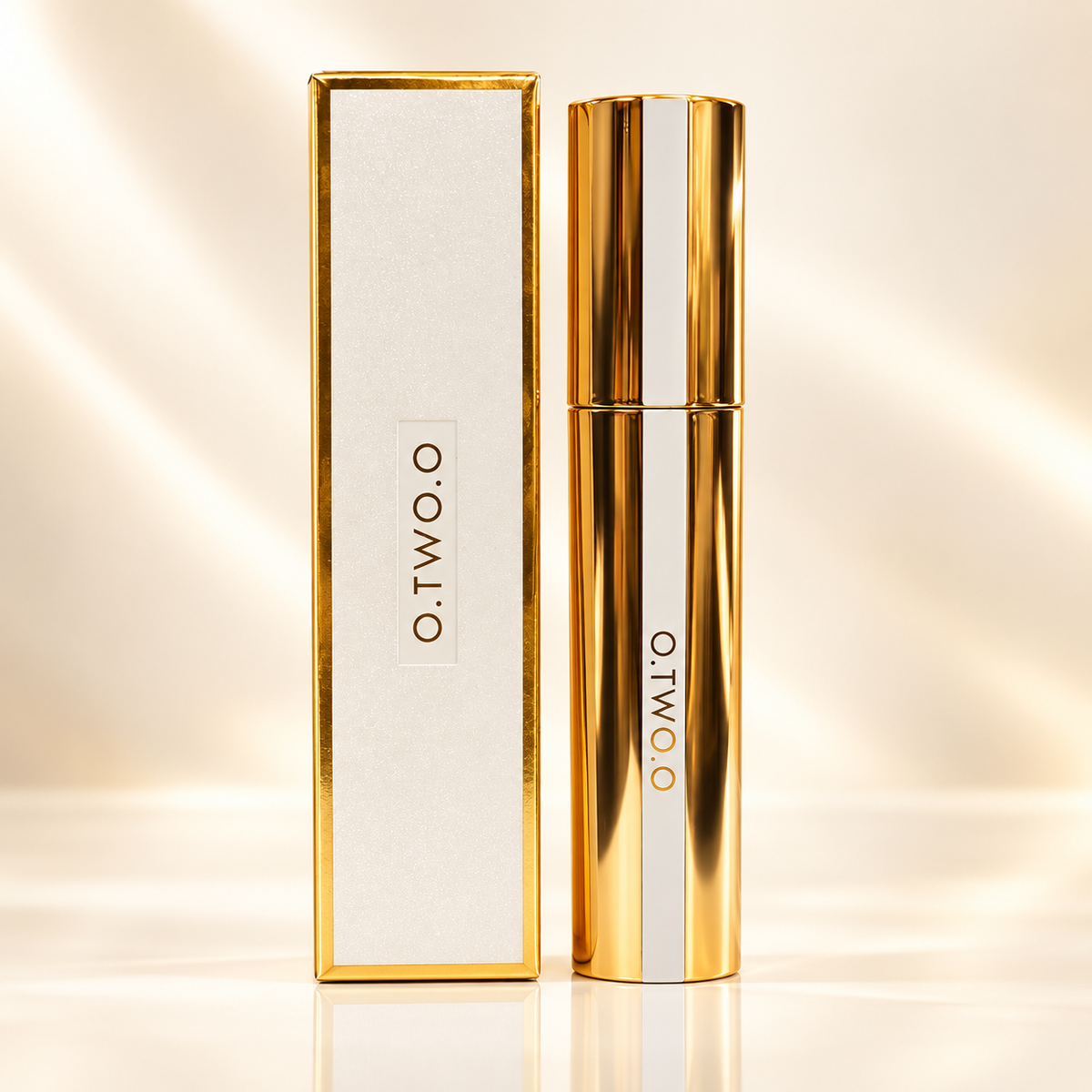 O.TWO.O Intense Volume Defining Waterproof Mascara O.TWO.O